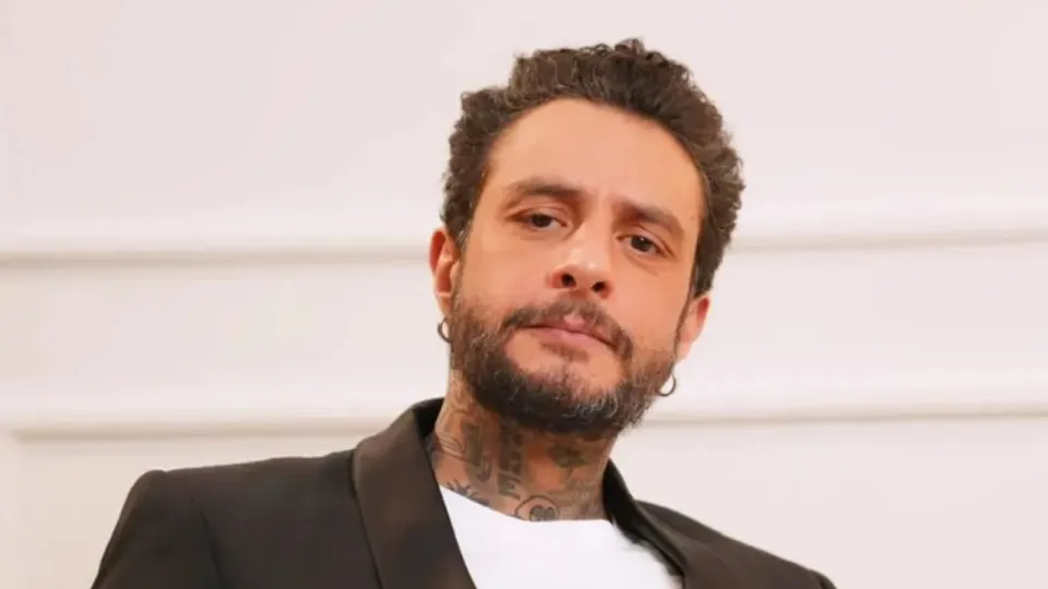 أحمد الفيشاوي يفتتح بروڤات فيلمه الجديد "حين يكتب الحب" أحمد الفيشاوي يفتتح بروڤات فيلمه الجديد "حين يكتب الحب"