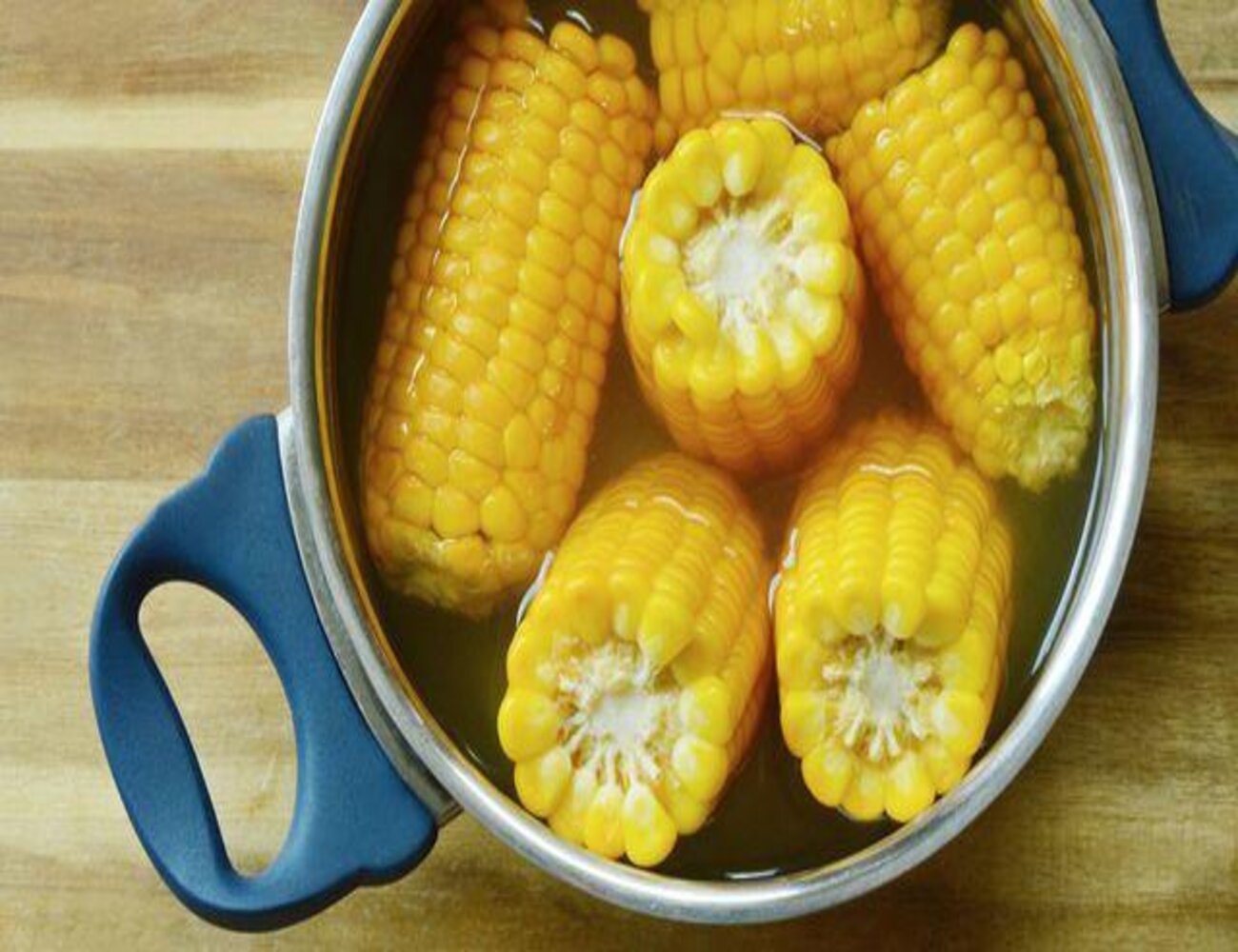 ماء الذرة: علاج طبيعي لبشرة نضرة وجميلة