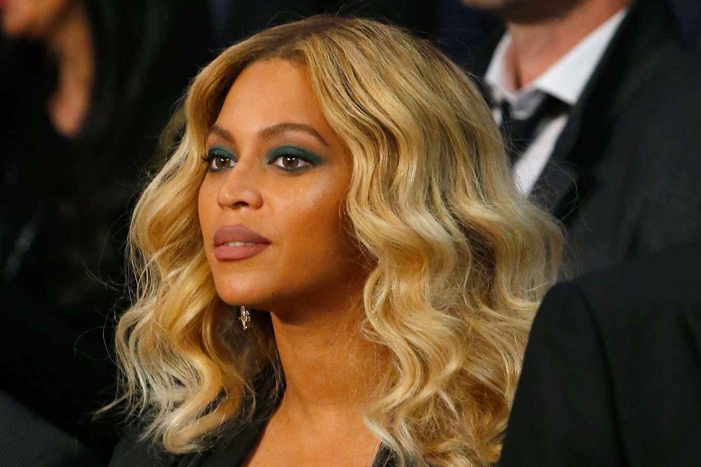 بيونسيه تذهل أتلانتا بحصان ذهبي في حفلها الجديد       
