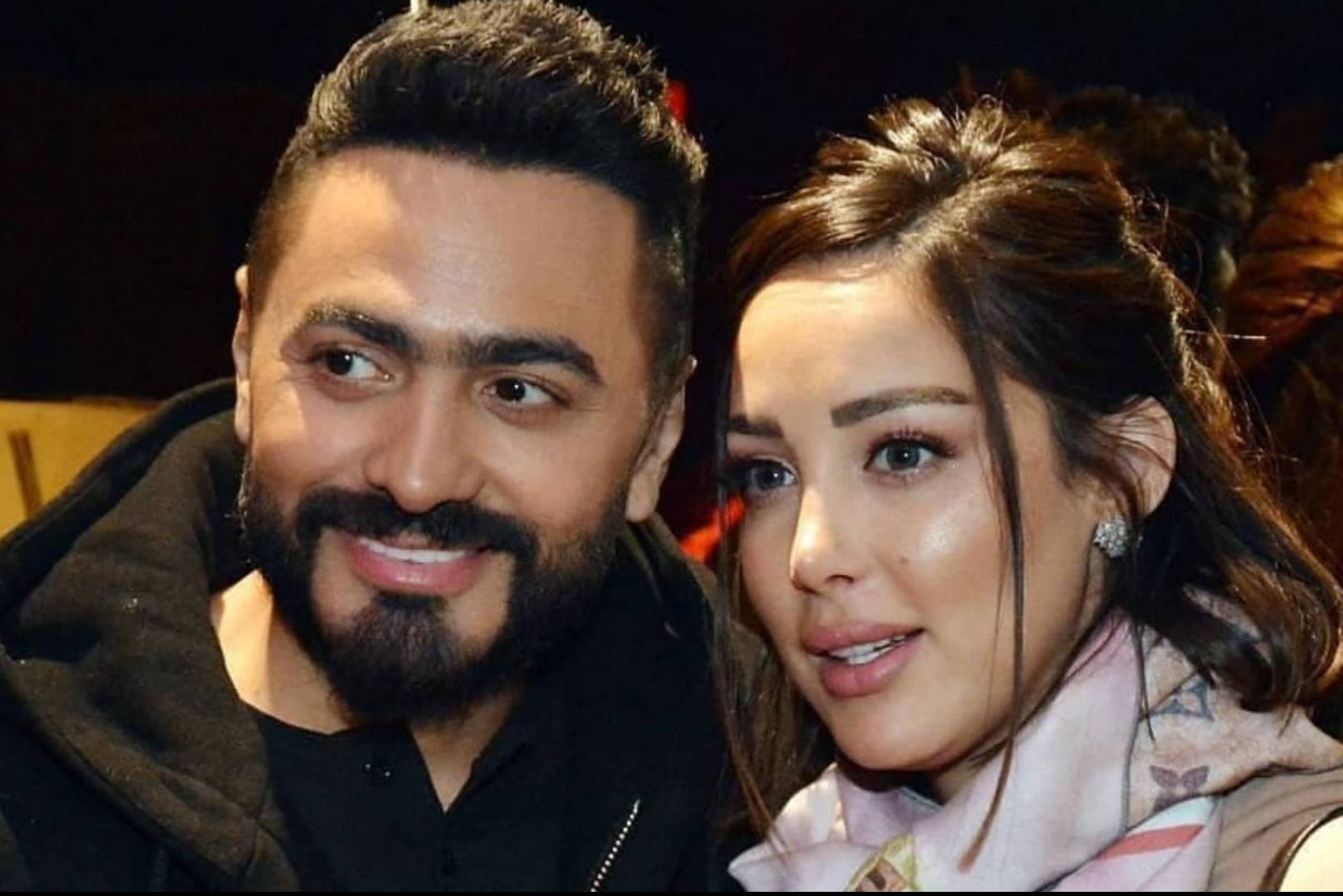 بسمة بوسيل تهنئ تامر حسني بإطلاق ألبومه الجديد: "عسى الله يغمرك بالتوفيق"  في لفتة لاقت تفاعلًا واسعًا عبر مواقع التواصل الاجتماعي، هنأت الفنانة المغربية بسمة بوسيل طليقها النجم المصري تامر حسني بمناسبة إصدار ألبومه الغنائي الجديد "لينا معاد"، مؤكدة على استمرار علاقتهما الودية والمبنية على الاحترام المتبادل رغم انفصالهما رسميًا.  وشاركت بوسيل عبر خاصية "الستوري" في حسابها على "إنستغرام" الملصق الدعائي للألبوم، وكتبت: "تهانينا يا تيمو، عسى أن يغمرك الله دائمًا بالتوفيق والنجاح"، في رسالة مؤثرة اعتبرها البعض 