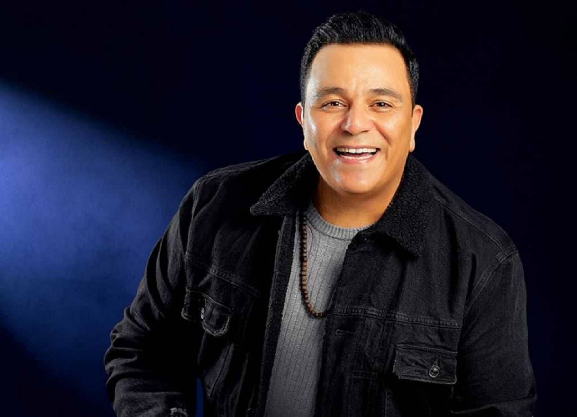 محمد فؤاد يكشف حقيقة شائعة وفاته أثناء حفله في مارينا