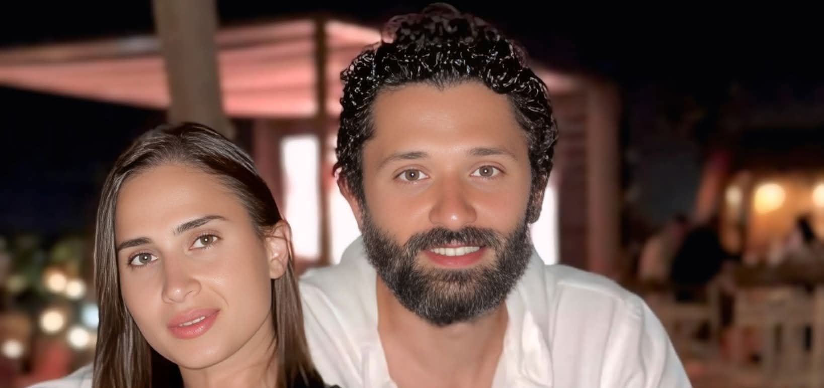 تقارير صحفية تشير إلى انفصال الفنان كريم محمود عبد العزيز عن زوجته