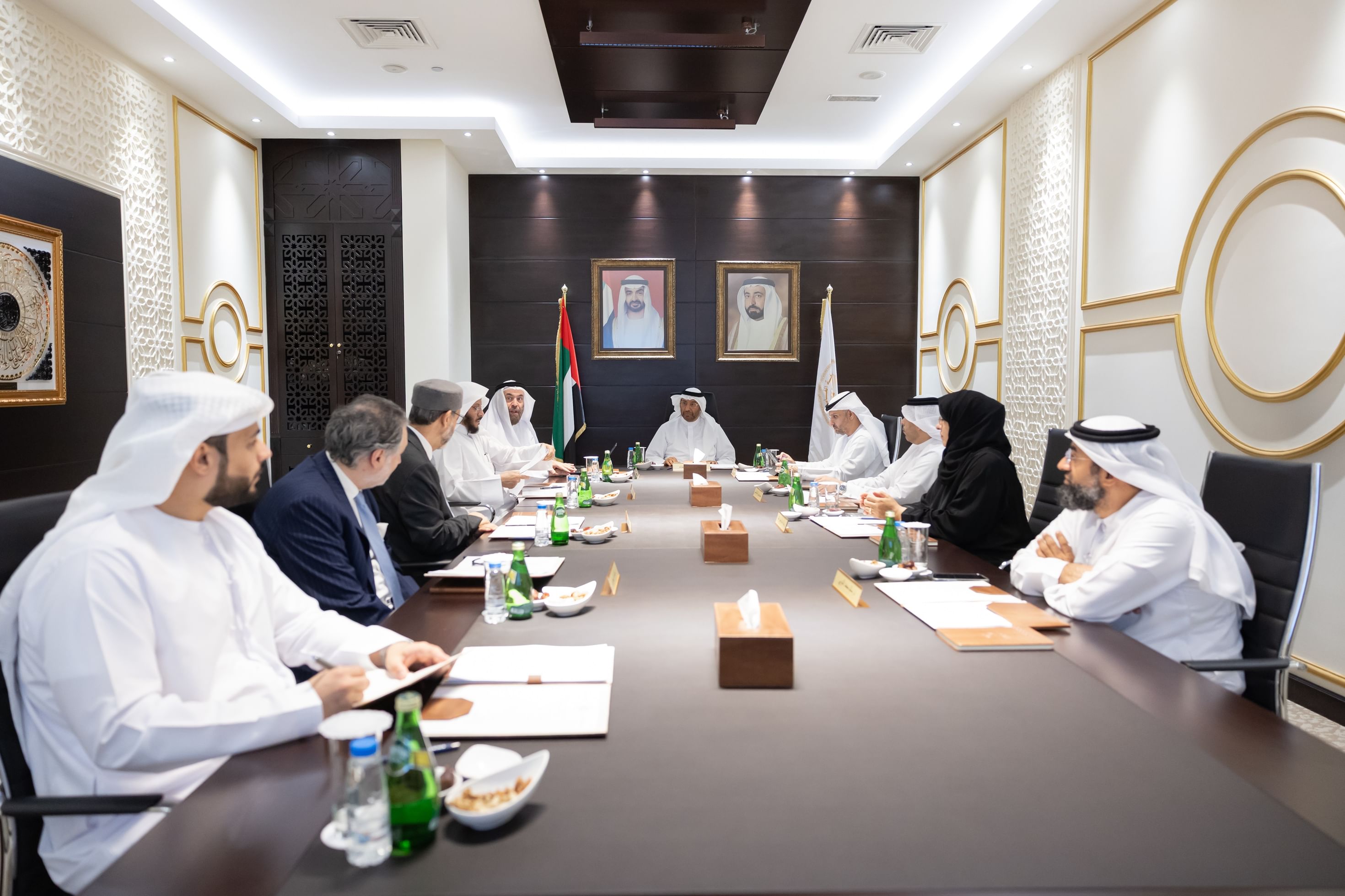 500 منحة دراسية