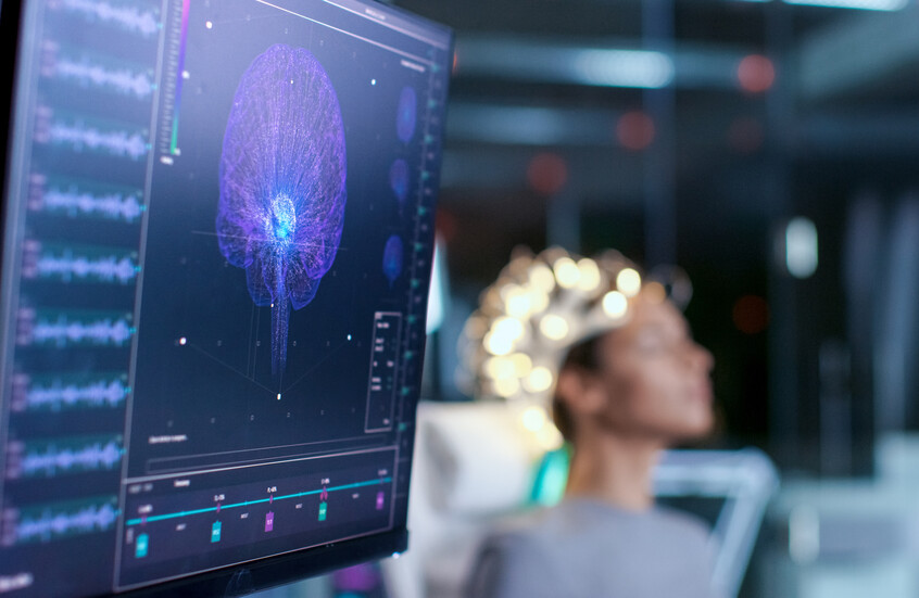 غرسة دماغية قادرة على قراءة الأفكار وتحويلها إلى كلام