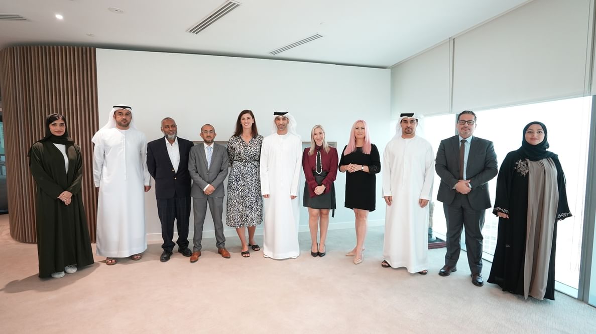 الإمارات وجنوب أفريقيا