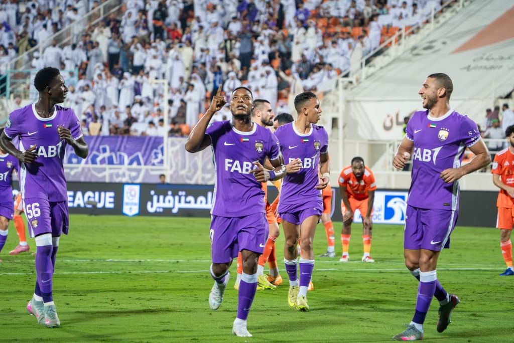 العين يكتسح عجمان بثلاثية.. والوحدة وشباب الأهلي يواصلان التألق