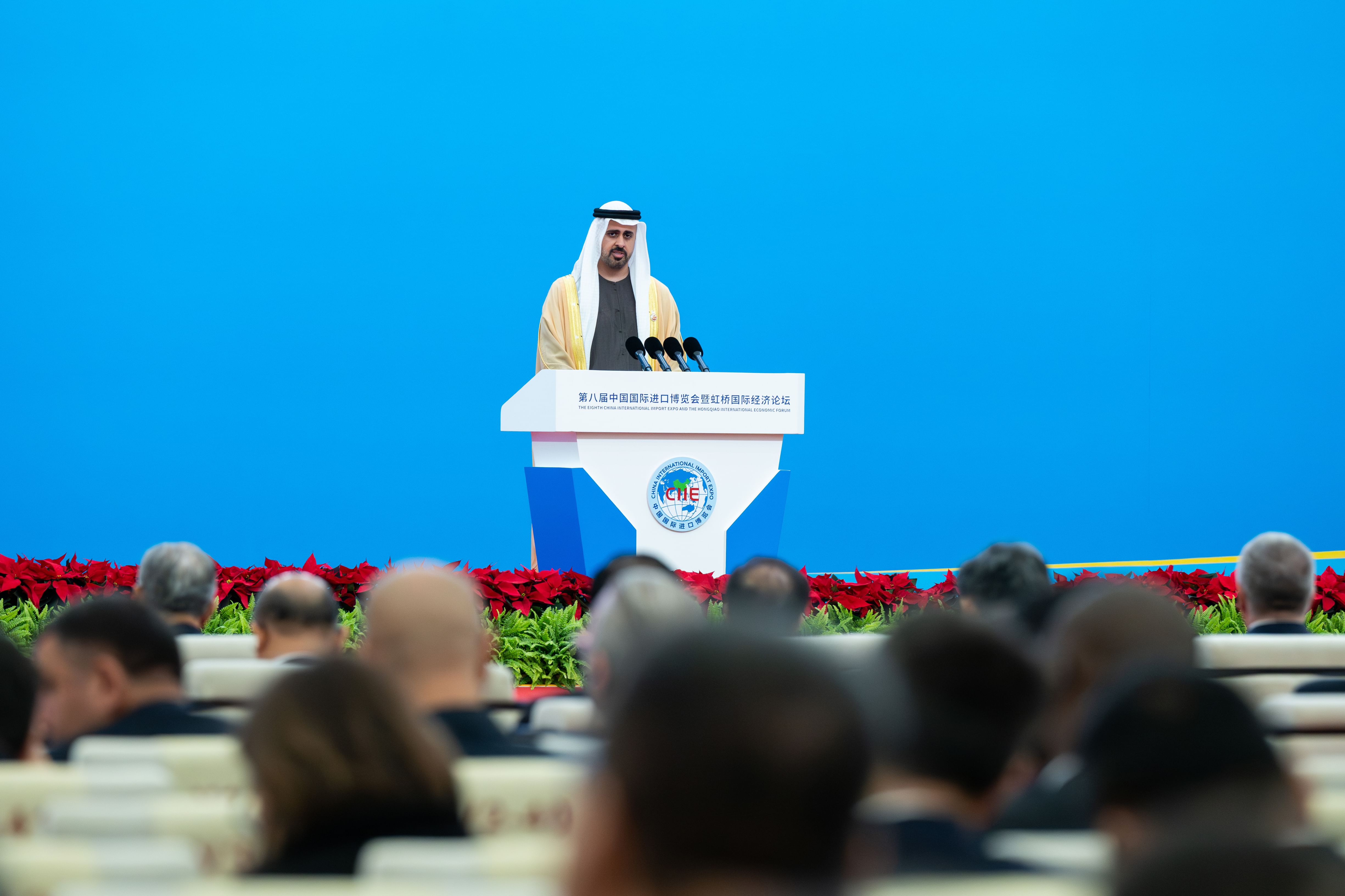 ذياب بن محمد بن زايد يشهد افتتاح معرض الصين الدولي للاستيراد 2025 بمشاركة الإمارات كضيف شرف