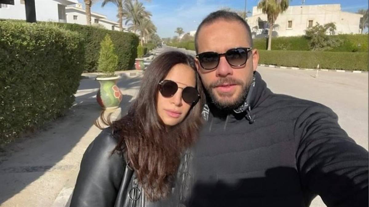 صور تؤكد زواج آمال ماهر من رجل الأعمال علي محجوب وشهر العسل في باريس