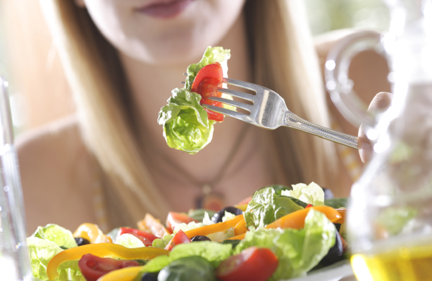 النظام الغذائي المتوسطي.. سر الوقاية من فرط نشاط المثانة