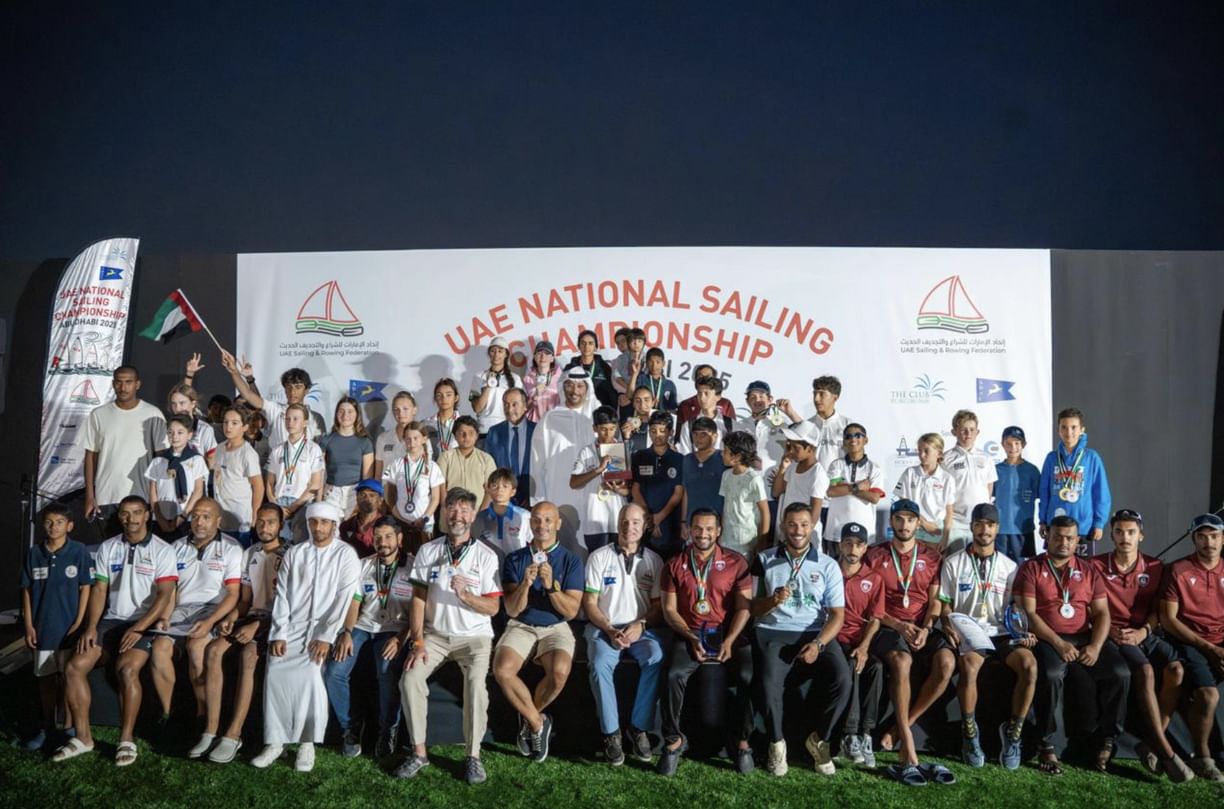 أبوظبي تتألق في الجولة السابعة لبطولة بطل الإمارات للشراع الحديث