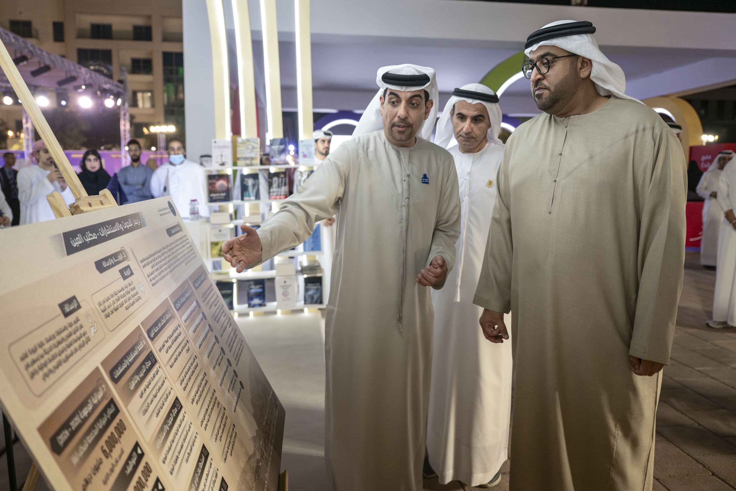 افتتاح مهرجان العين للكتاب برعاية هزاع بن زايد ويواصل تعزيز المشهد الثقافي الإماراتي