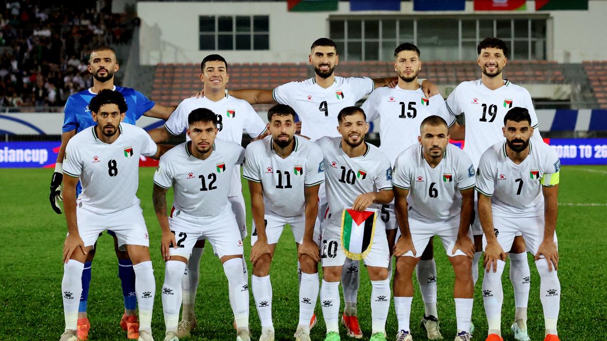 منتخب فلسطين يفرض نفسه بتعادل مثير أمام تونس في كأس العرب