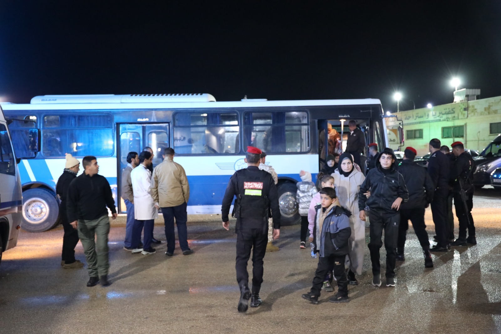 الجيش الأردني يُجلي الدفعة التاسعة عشرة من أطفال غزة المرضى ضمن “الممر الطبي الأردني”