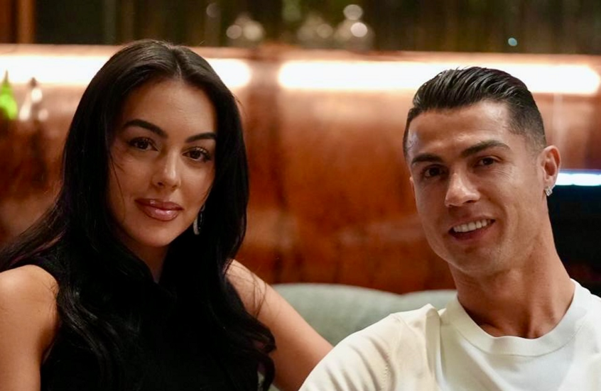 رونالدو وجورجينا يشتركان في فيلتين فاخرتين بالساحل الغربي للسعودية