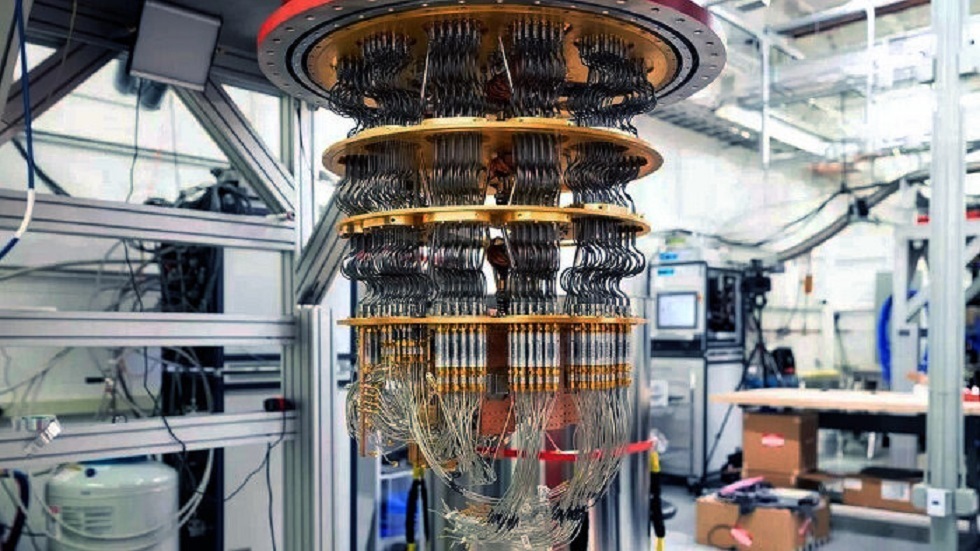 روسيا تحقق اختراقات علمية وتقنية غير مسبوقة في 2025: من الحوسبة الكمومية إلى لقاحات السرطان