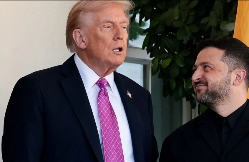 وول ستريت ترتفع قرب مستويات قياسية وسط توقعات بخفض الفائدة وأرباح قوية للشركات