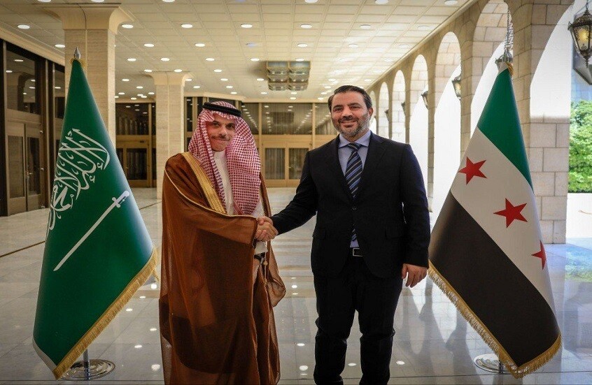 السعودية وسوريا تتباحثان المستجدات في حلب وجهود الاستقرار
