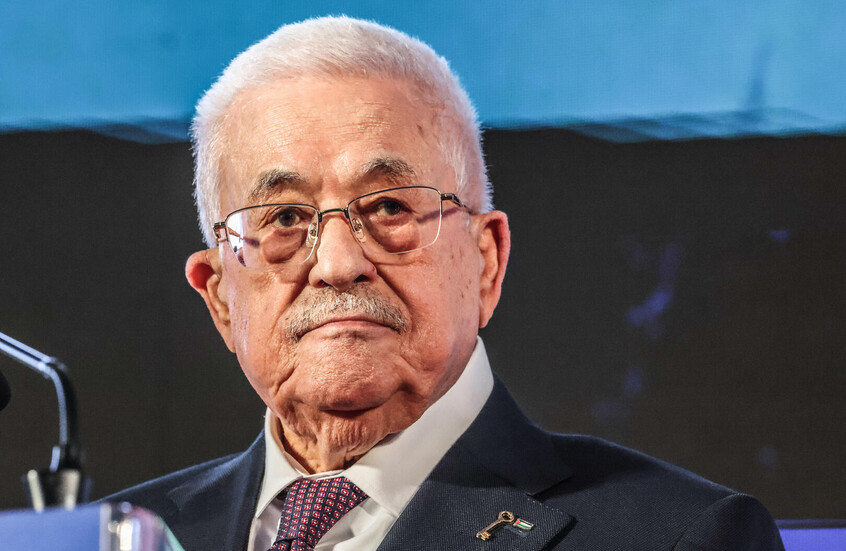 الرئيس الفلسطيني محمود عباس يُجرِي فحوصات طبية روتينية في رام الله