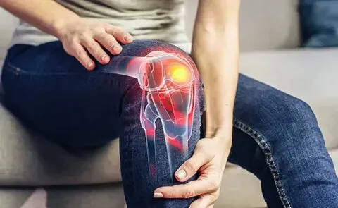 آلام المفاصل: الأسباب الرئيسية وطرق العلاج