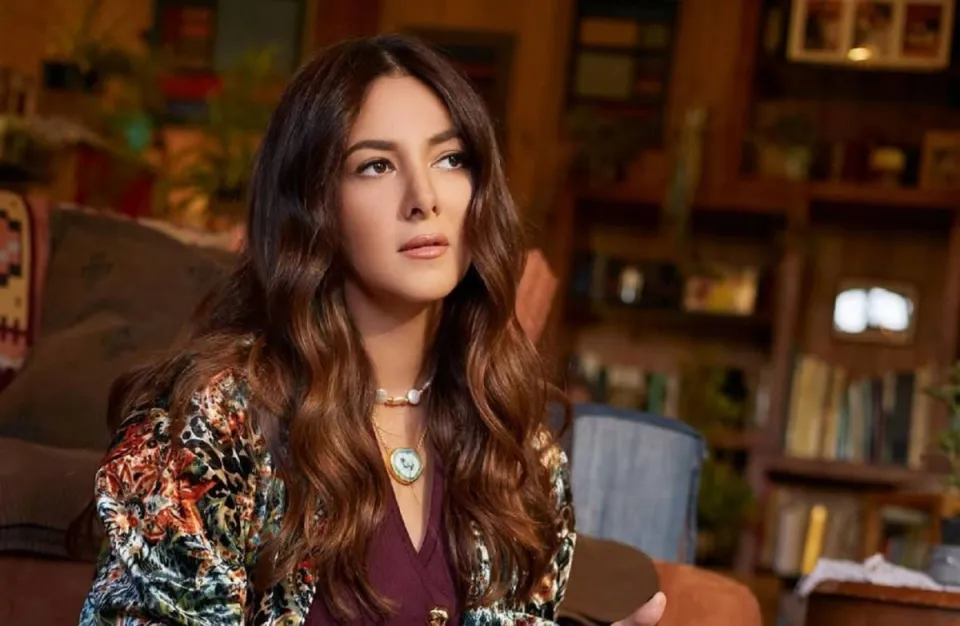 دنيا سمير غانم تكشف برومو "أشرار" مع أحمد سعد تمهيدًا لعرض "روكي الغلابة"