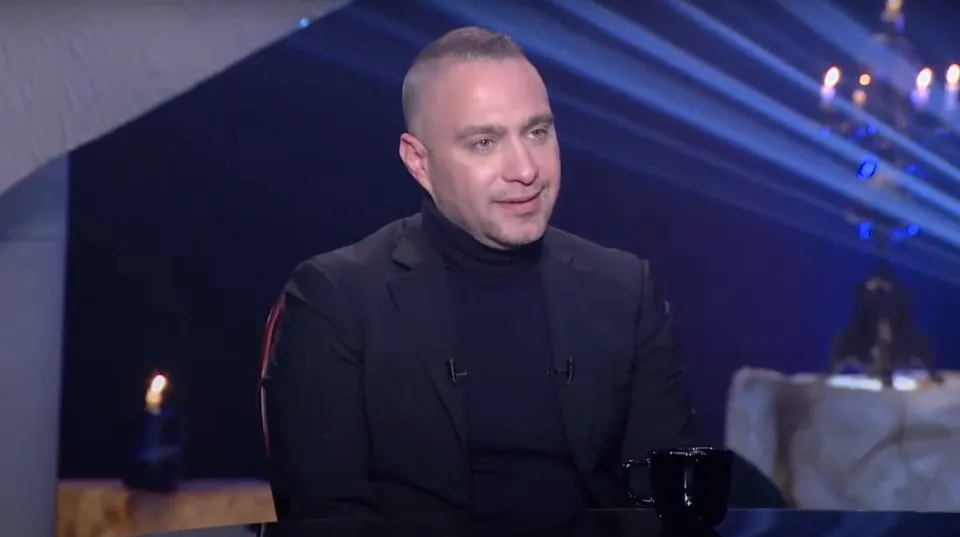 حسام حبيب يعتذر لشيرين عبد الوهاب ويؤكد: "هي نجمتي المفضلة"