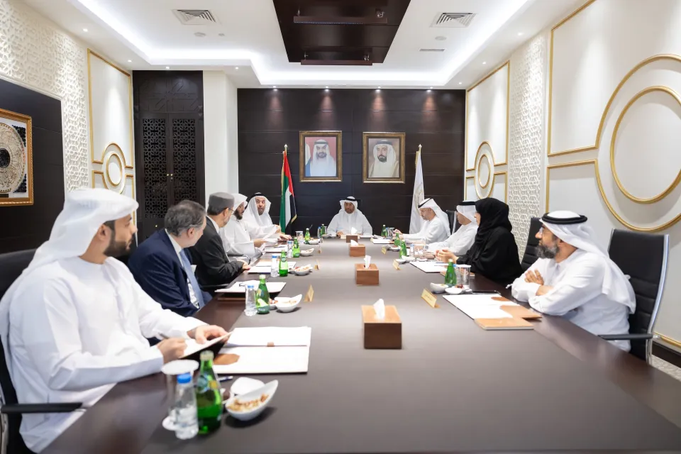 500 منحة دراسية