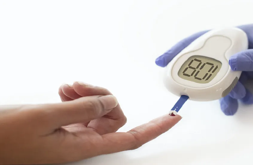 مريض سكري يستعيد إنتاج الأنسولين بعد زرع خلايا معدلة وراثيًا