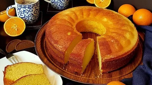 كيكة البرتقال الباردة: حل مثالي للصيف بدون فرن كيكة البرتقال الباردة: حل مثالي للصيف بدون فرن