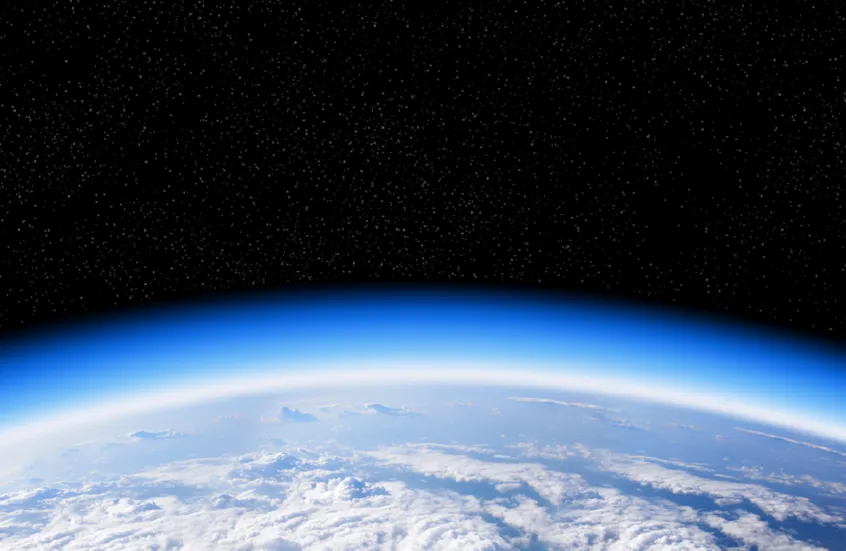 تعافي طبقة اﻷوزون سيزيد من احترار اﻷرض بحلول عام 2050!