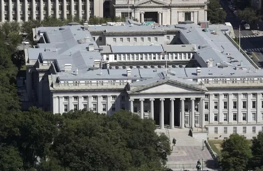 الفيدرالي الأمريكي يخفض الفائدة مجددًا ويُشعل تحركات الأسواق العالمية