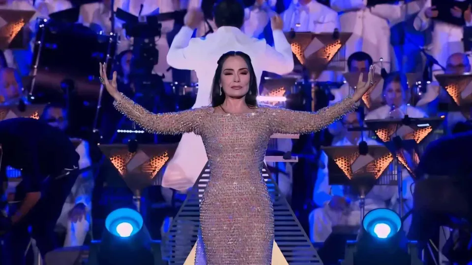 شريهان تتألق في افتتاح المتحف المصري الكبير وتصف الحدث بـ"التتويج الأعظم" شريهان تتألق في افتتاح المتحف المصري الكبير وتصف الحدث بـ"التتويج الأعظم"