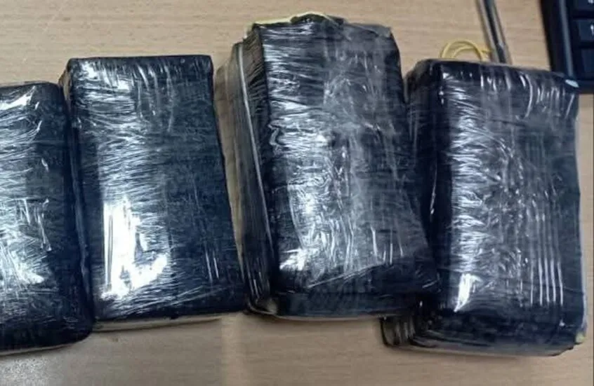 تونس.. الجمارك تحبط تهريب مليوني دولار عبر 3 معابر حدودية