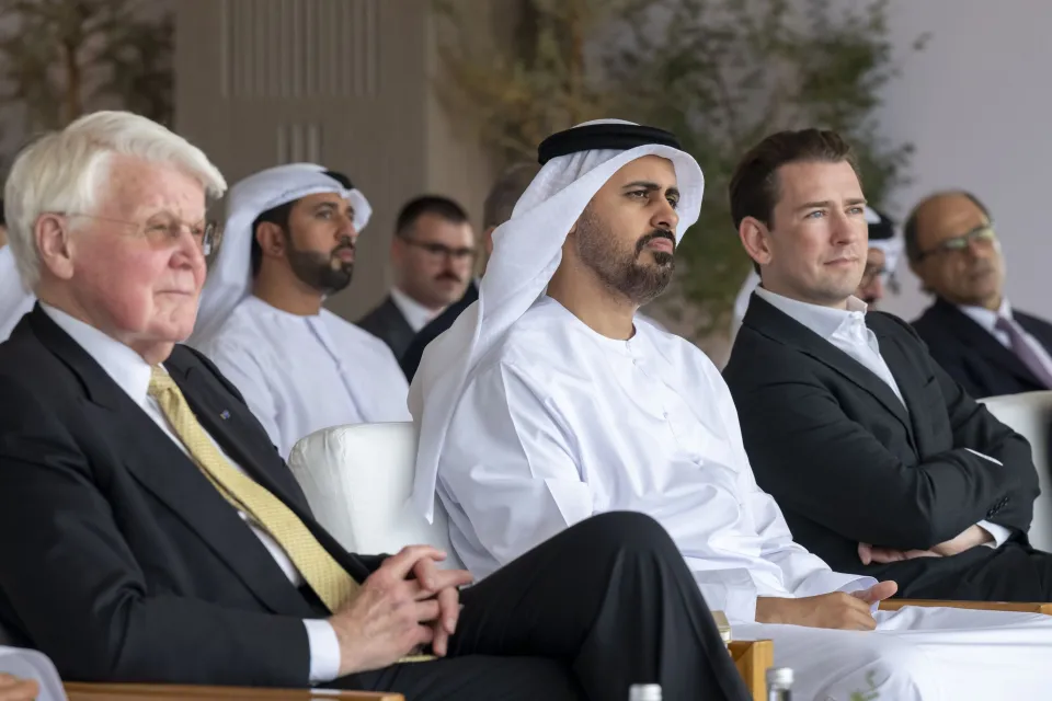 أبوظبي تستضيف حواراً دولياً لتعزيز مسارات التنمية العالمية برعاية سموّ الشيخ ذياب بن محمد بن زايد