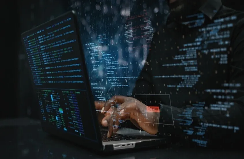 قراصنة يسلمون روسيا بيانات أفراد البحرية الأوكرانية بعد هجمات البحر الأسود