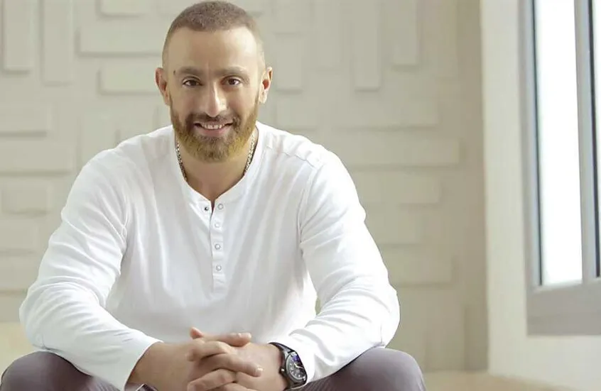 دار الإفتاء المصرية تحذر من التنمر: إيذاء الفنان أحمد السقا «إثم مبين»