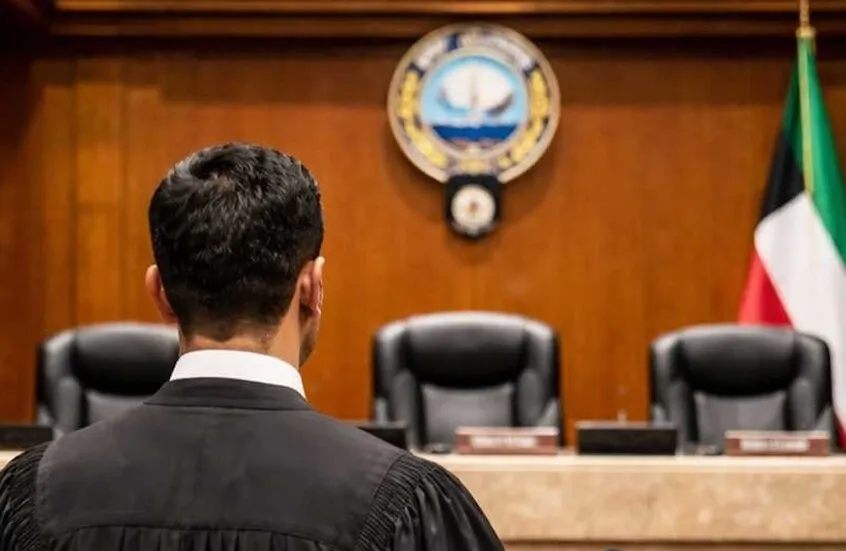 الكويت: السجن 3 سنوات لمحامٍ بتهمة نشر أخبار كاذبة والتحريض على مخالفة القانون