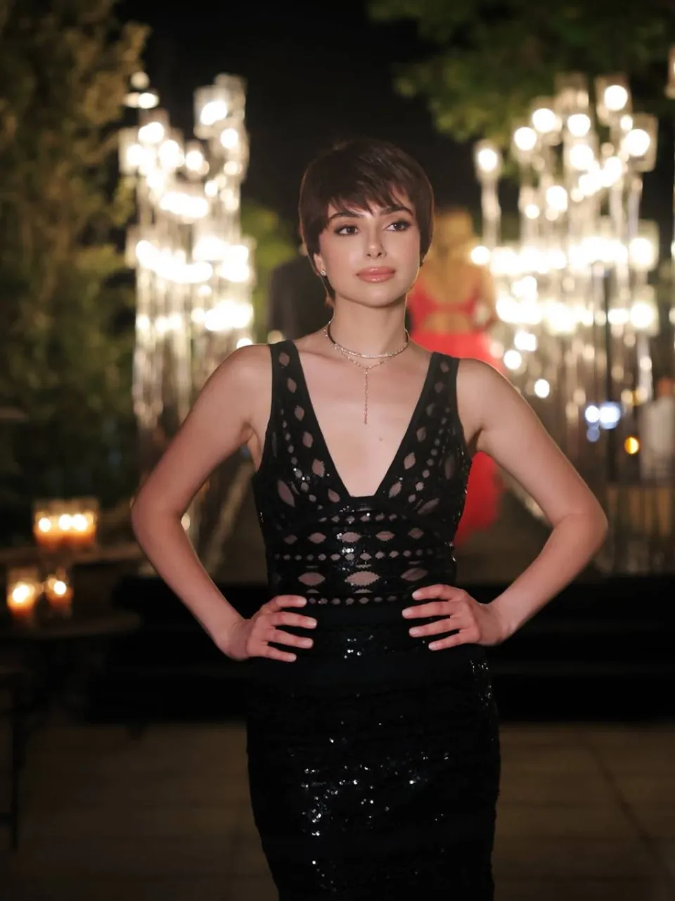 ماريتا الحلاني تطلق تشويقات أغنيتها الجديدة بالفستان الأبيض