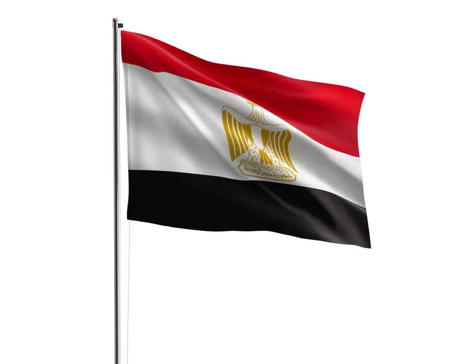 الهيئة الاقتصادية لقناة السويس تنفي شائعة رسو سفينة عسكرية بميناء بورسعيد