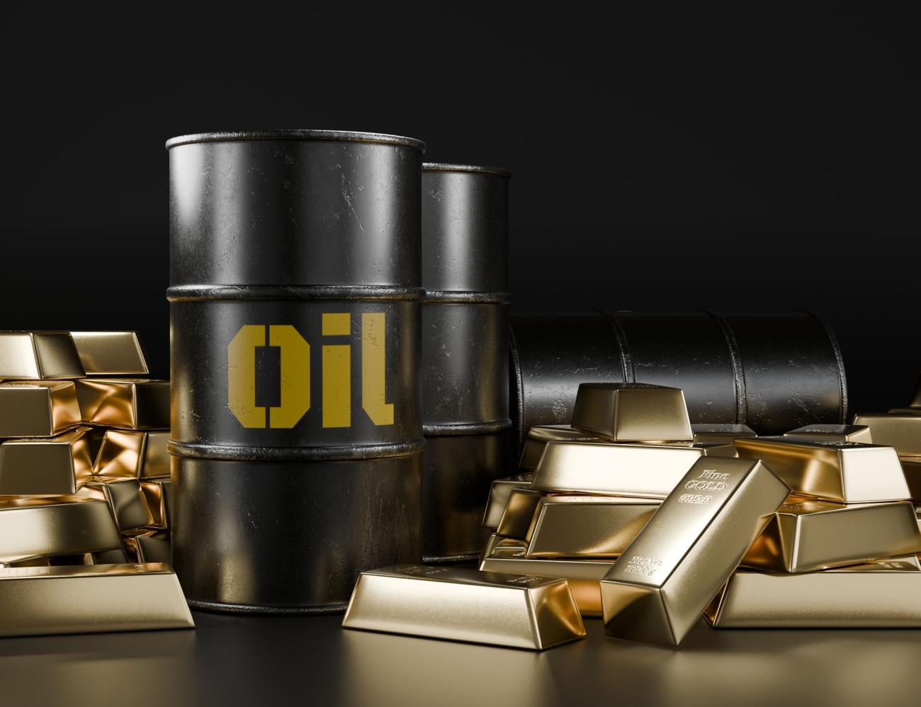 تذبذب أسعار النفط مع ضعف الدولار والذهب يسجل قمة قياسية جديدة