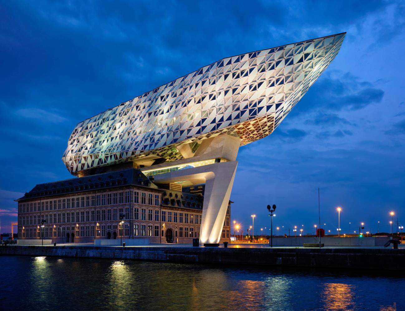 الجمارك البلجيكية تصادر 55 طناً من الكوكايين في ميناء أنتويرب خلال 2025